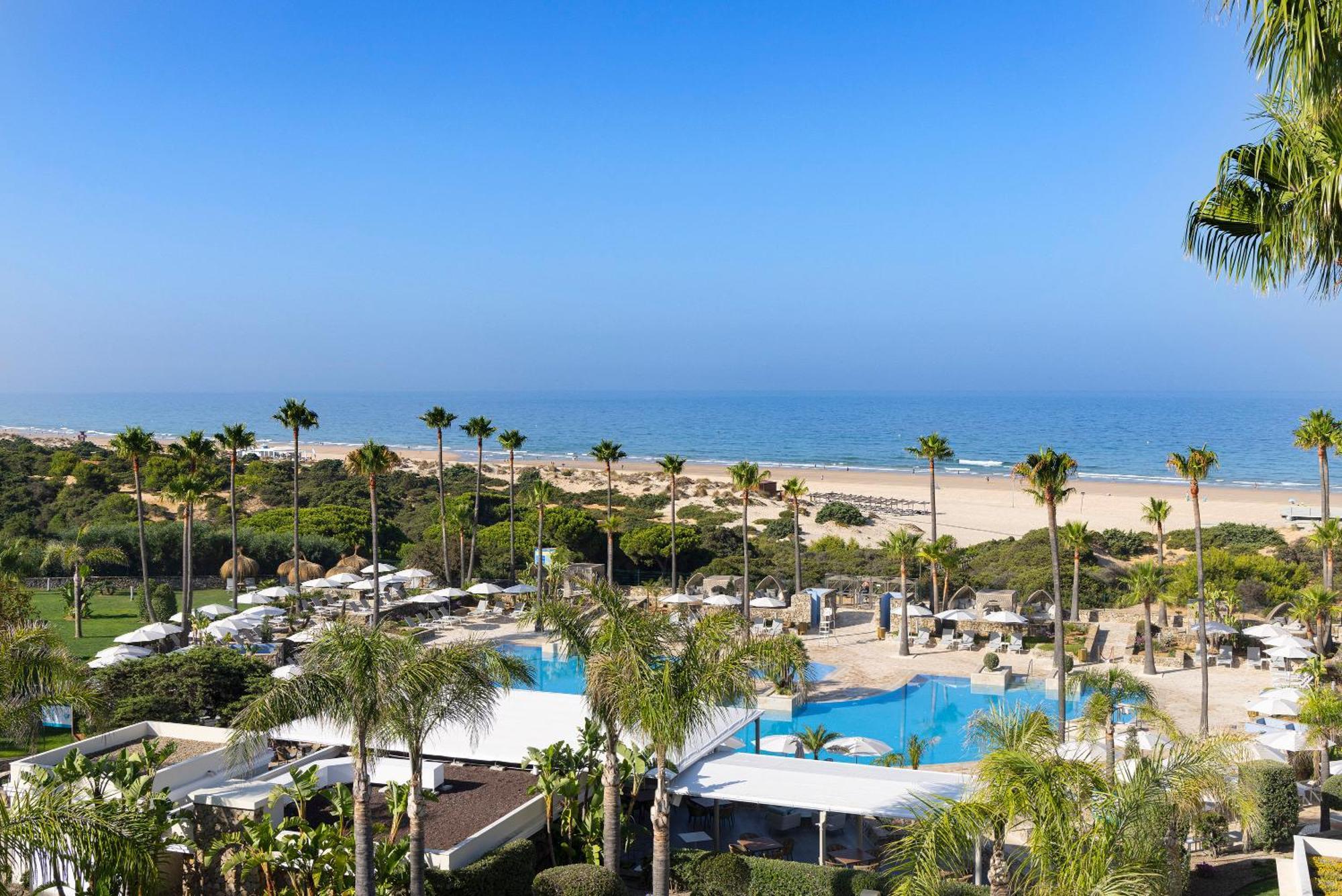 Hipotels Barrosa Palace & Spa Chiclana de la Frontera Εξωτερικό φωτογραφία View of the beach