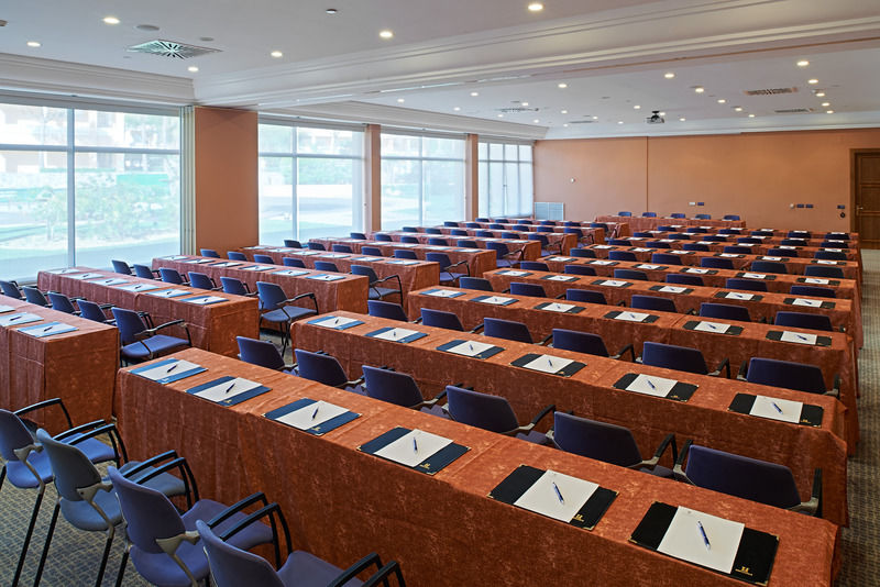 Hipotels Barrosa Palace & Spa Chiclana de la Frontera Εξωτερικό φωτογραφία The conference room of the European Economic and Social Committee